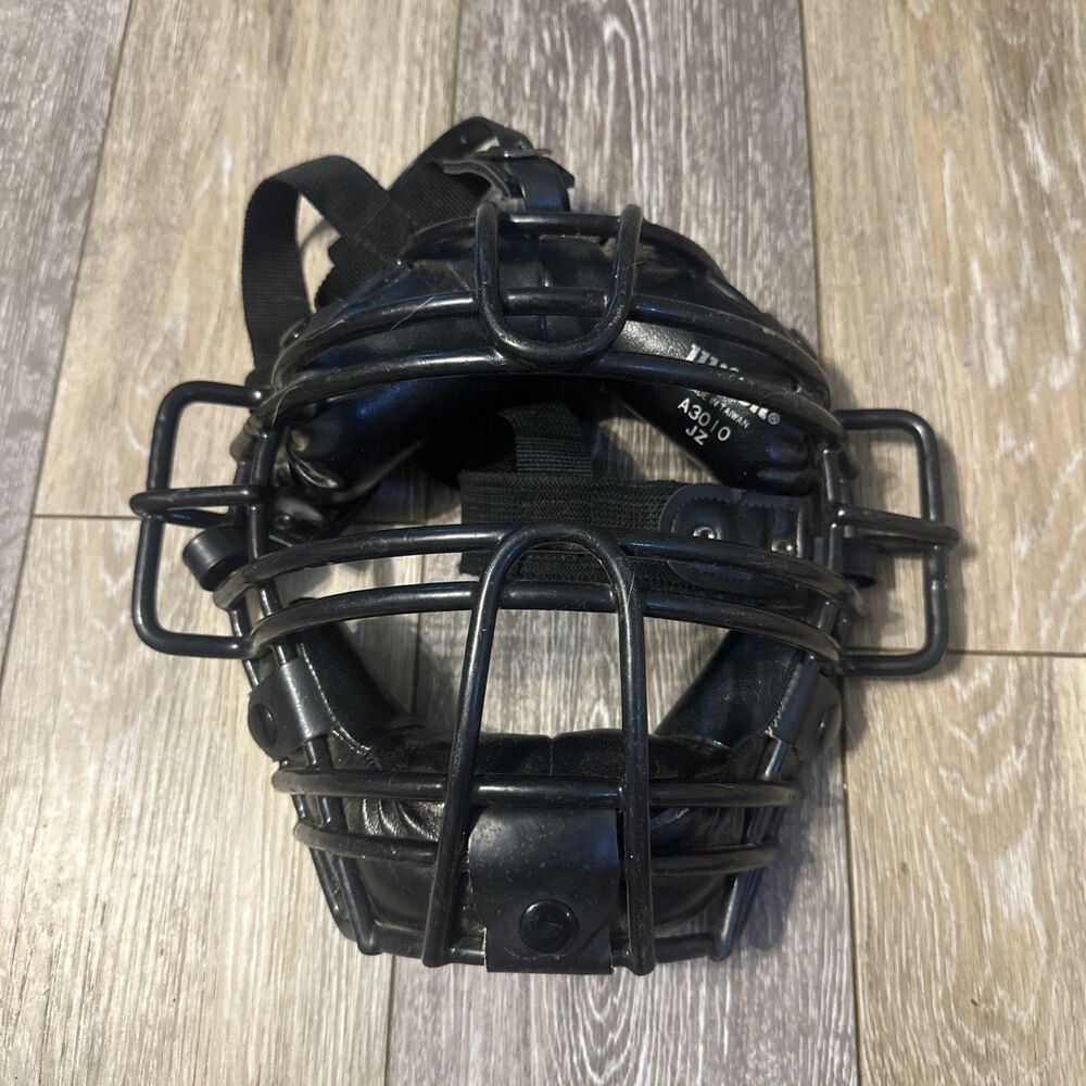 Wison Catchers Mask A3010 JZ Baseball Softball Black Adjustable Catchers Mask